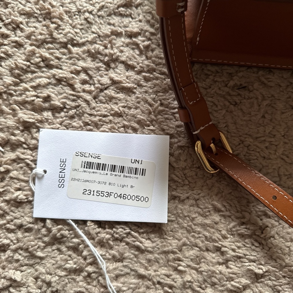 Jacquemus Tan Leather Shoulder Bag - Picture 5 of 7